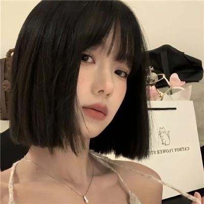 快藏起来!玛琪娜同学海报