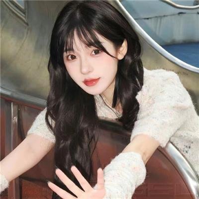 爱慕海报